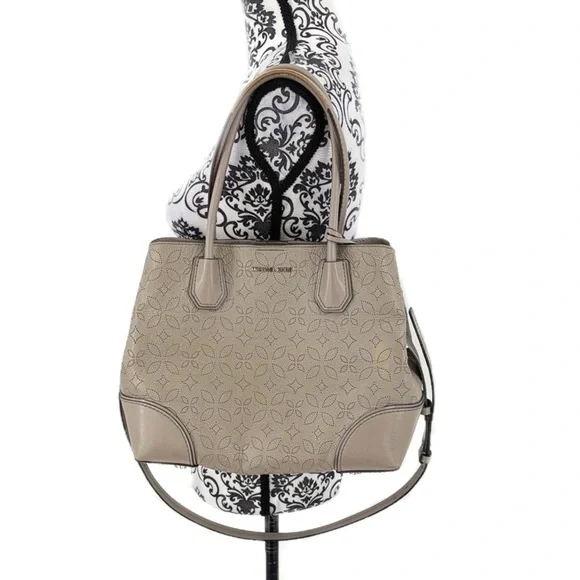 Michael Kors MICHAEL Mercer Gallery Gray Leather Tote - Picture 13 of 13